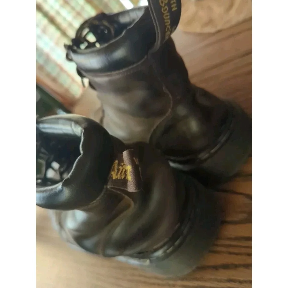 Men's Doc Dr. Martens Distressed Leather Brown Ankle Work Play‎ Boots Size 9